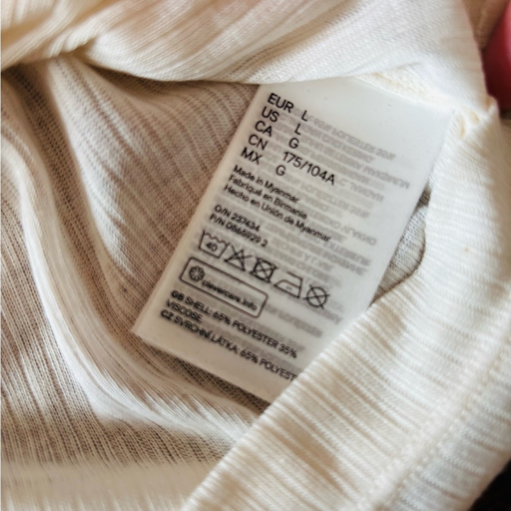 H&M Off-White Ribbed Turtleneck Top - Picture 5 of 6